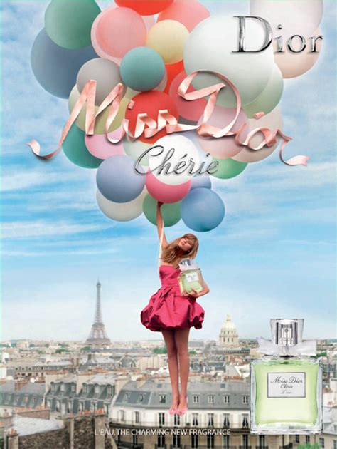 dior affiche publicitaire|Dior : Etudes, Analyses Marketing et Communication de Dior.